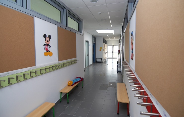 Escola Básica da Charneca e J.Infância Beatriz Costa